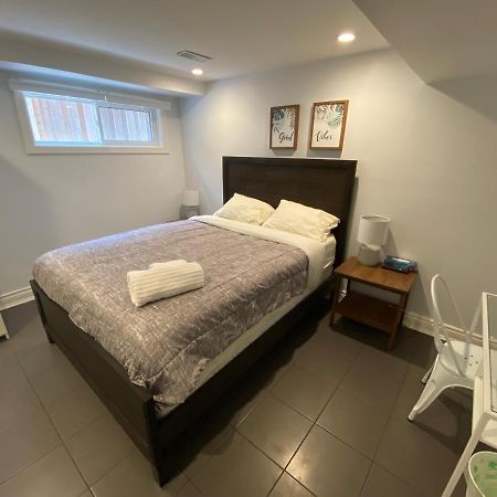Yonge And Finch Subway !S Spacious And Modern Private Bd With Shared Bathroom Toronto Exteriér fotografie