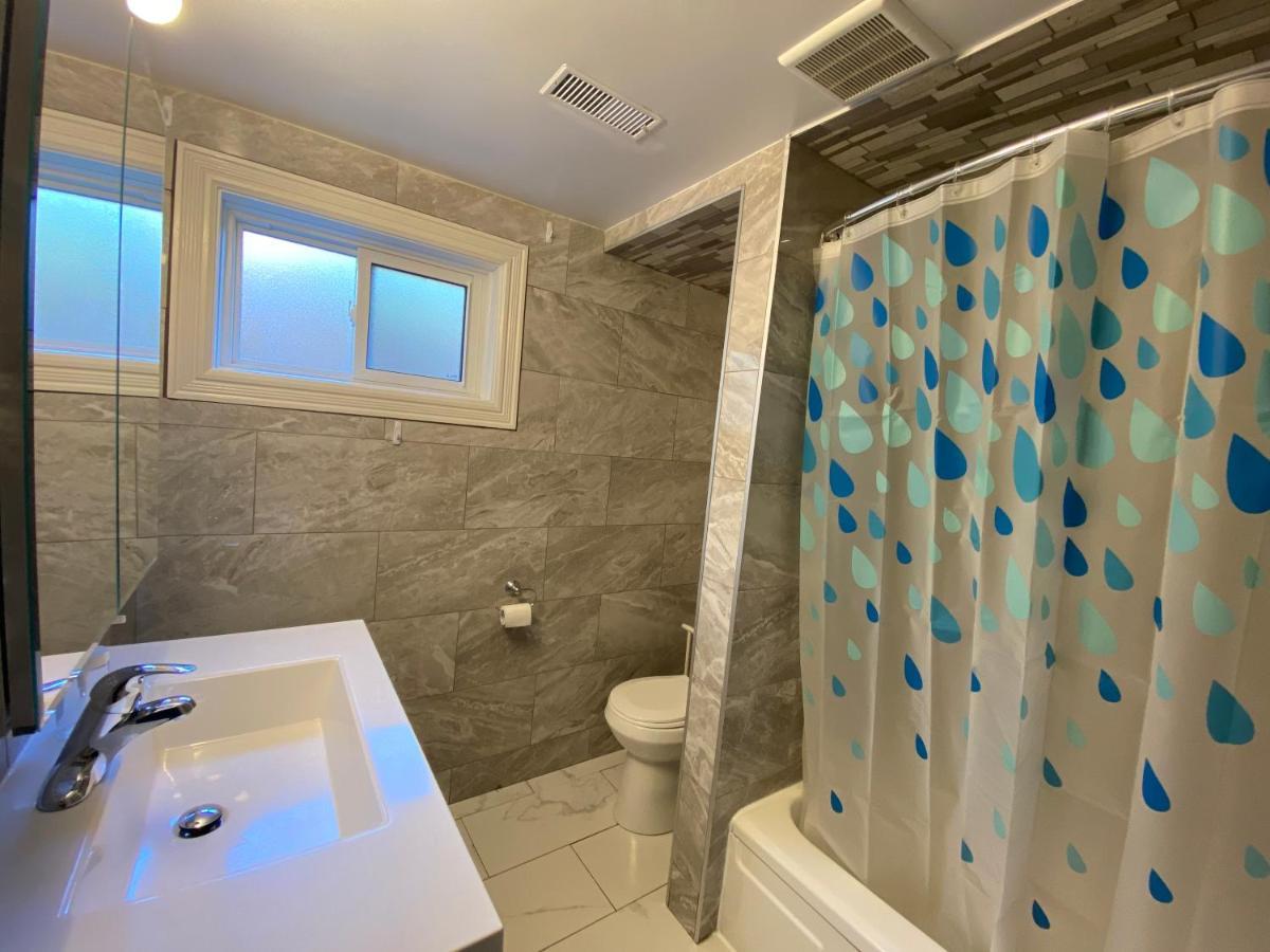 Yonge And Finch Subway !S Spacious And Modern Private Bd With Shared Bathroom Toronto Exteriér fotografie